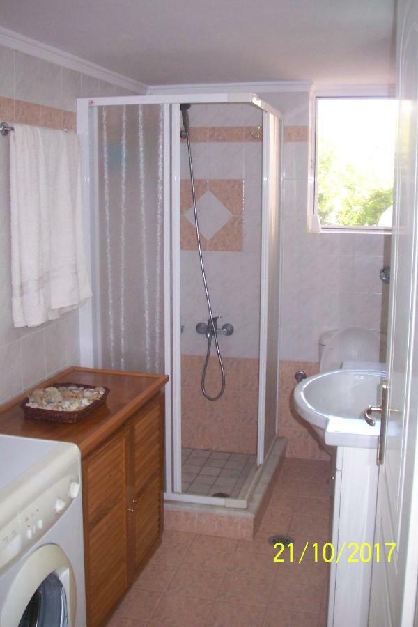 Quiet Spacious Apartment In Návplio Kültér fotó